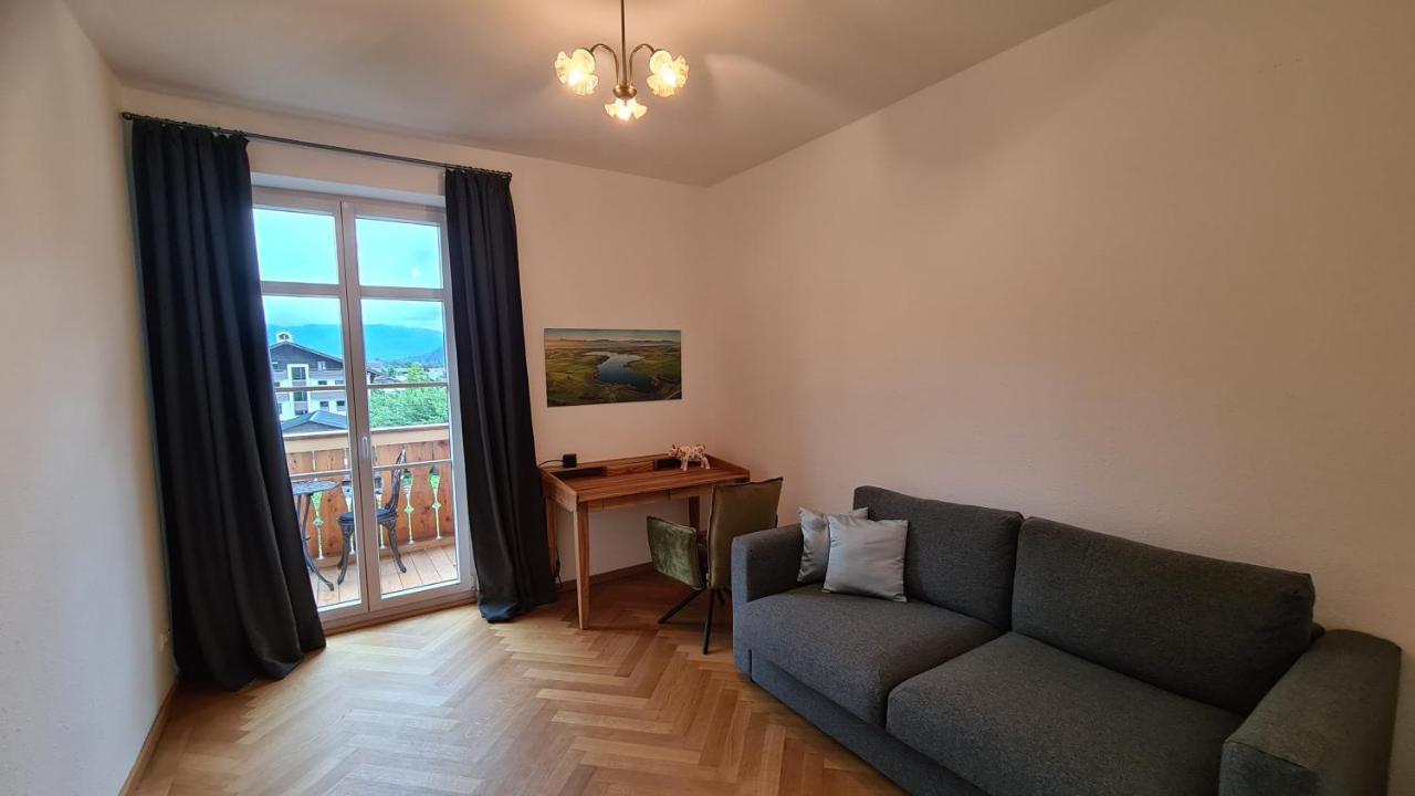 Bunter Hirsch Ferienwohnung im Garmischer Zentrum Exterior foto